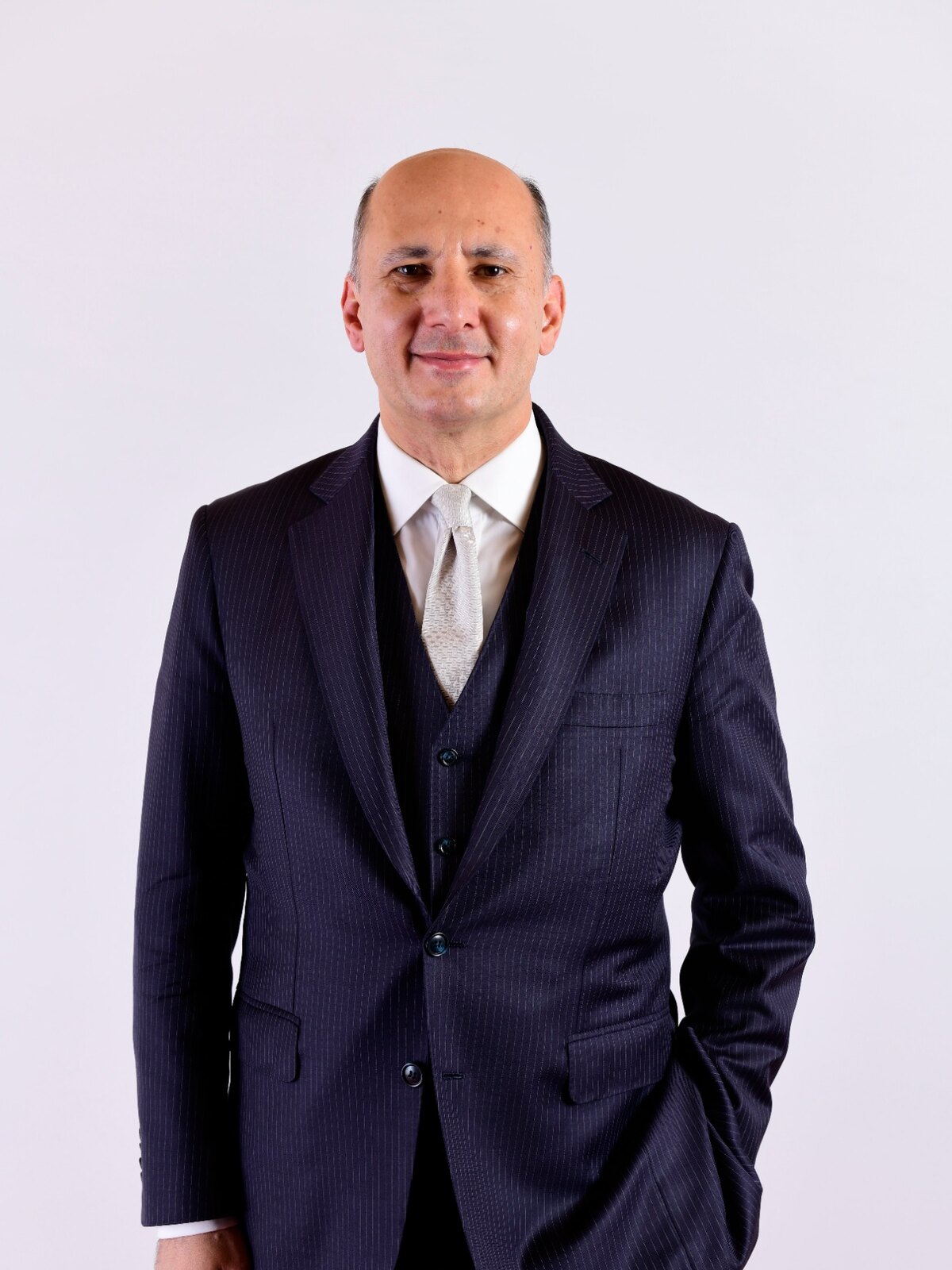 Alper Eker, independent executive adviser